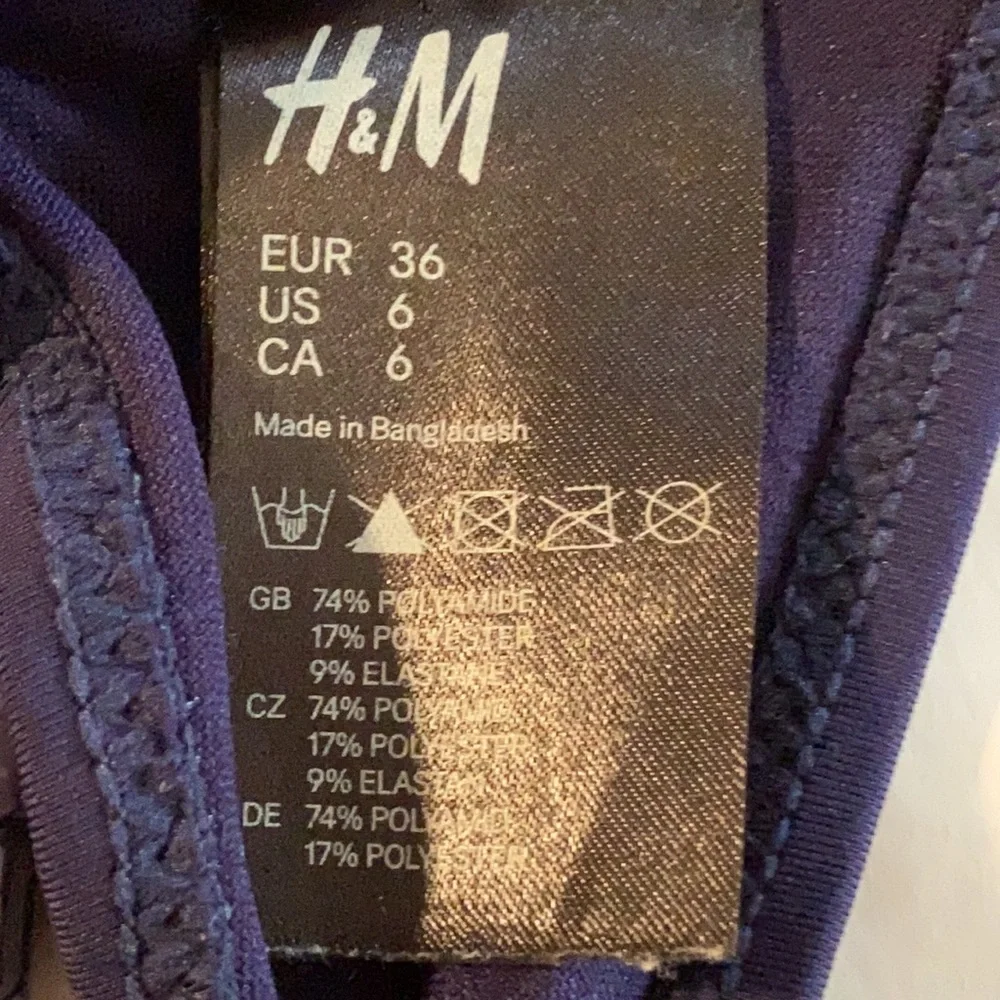 H&M Navy Flounce Bikini Top Ruffle Swimwear 4119